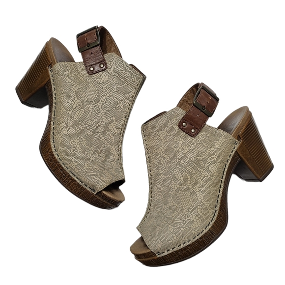Dansko Shoes - Dansko Reggie Slingback Sandals Taupe Lace
